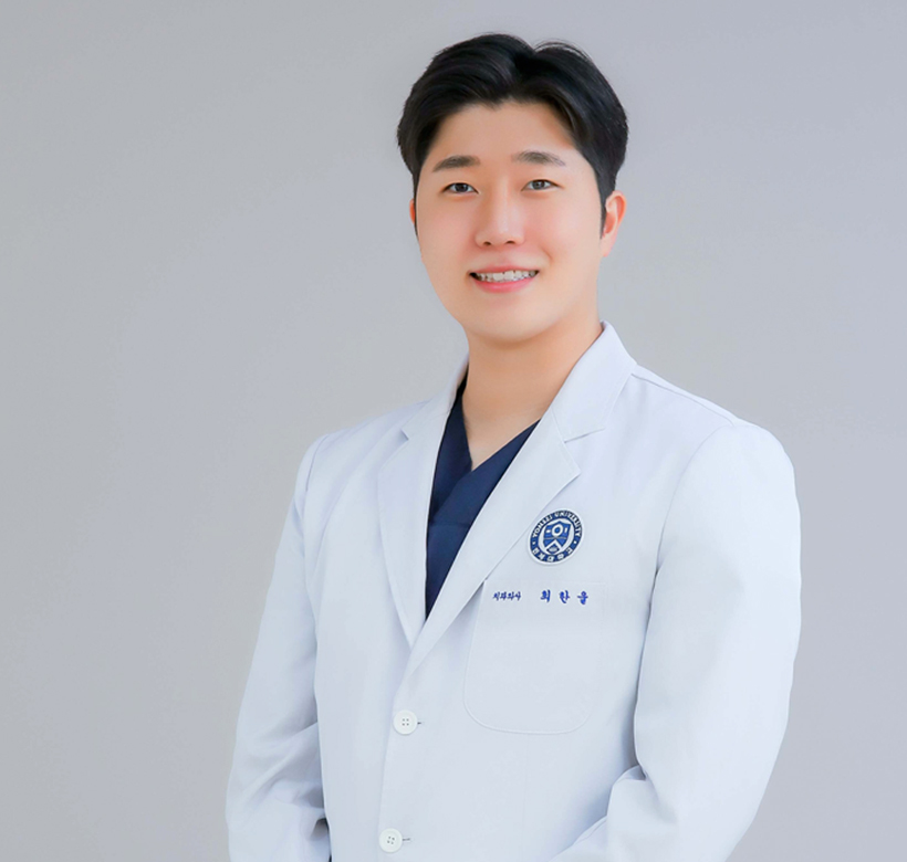 Choi Han Ul的官方肖像照
